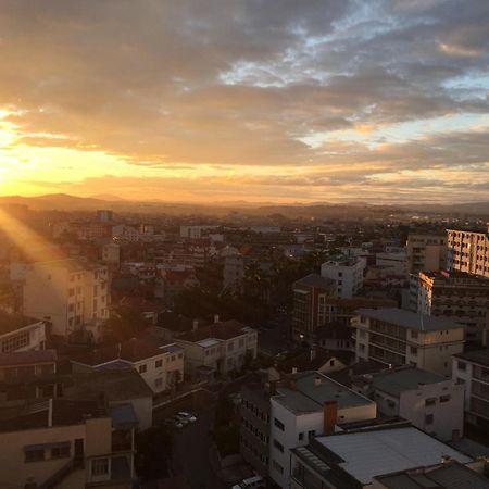 Hotel Le Pousse Pousse Antananarivo Exterior foto